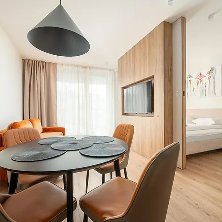 Rentplanet - Przy Dworcu Centralnym Appartement