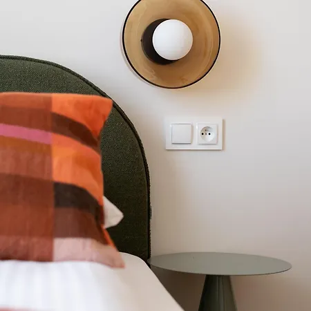 Rentplanet - Przy Dworcu Centralnym *